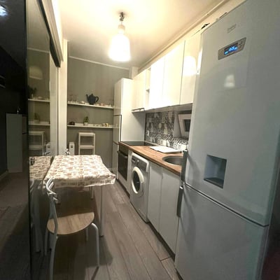 Miete einer gemütlichen 2-Zimmer-Wohnung, Sektor 6, Stadtteil Chiajna, Bukarest, Rumänien